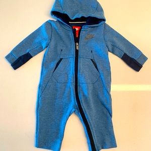 Nike Sportswear Tech Fleece Onesie
